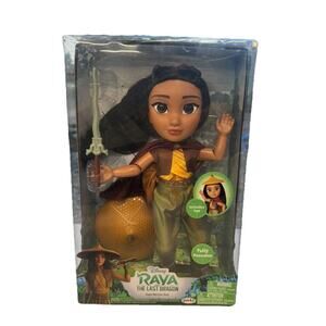 Disney Raya & the Last Dragon 14" Raya Warrior Doll 2021 + 11" Raya Doll: NEW